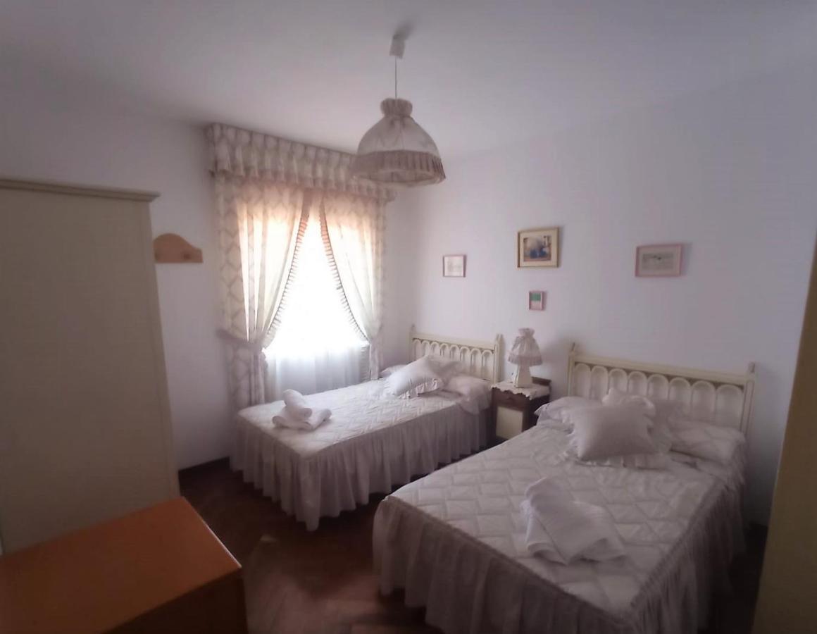 Casarejos Casa Navacastellanosヴィラ エクステリア 写真